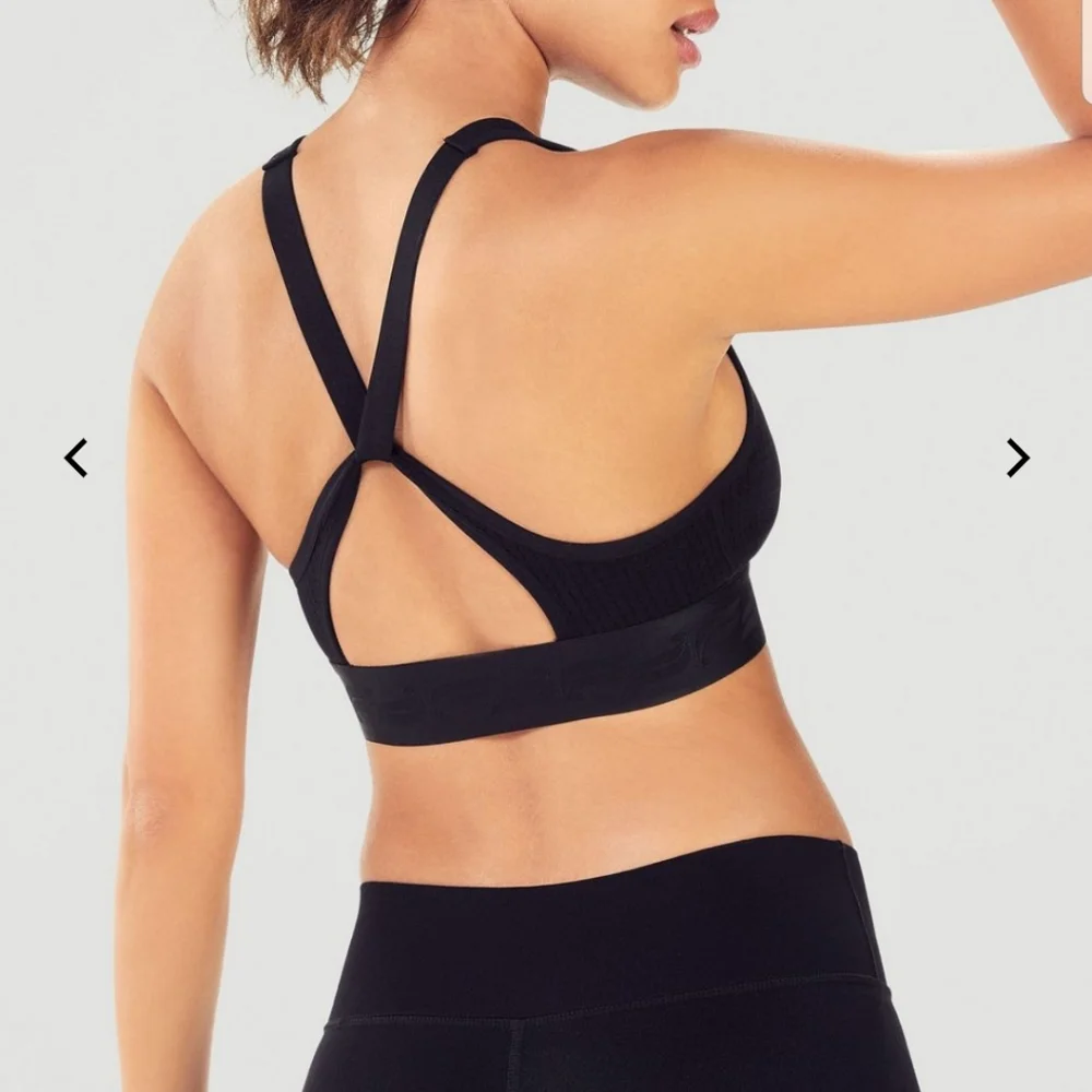 Fabletics Womens Wren SculptKnit Sports Bra Black  Logo Wide Band Mesh S NWT - Picture 2 of 14